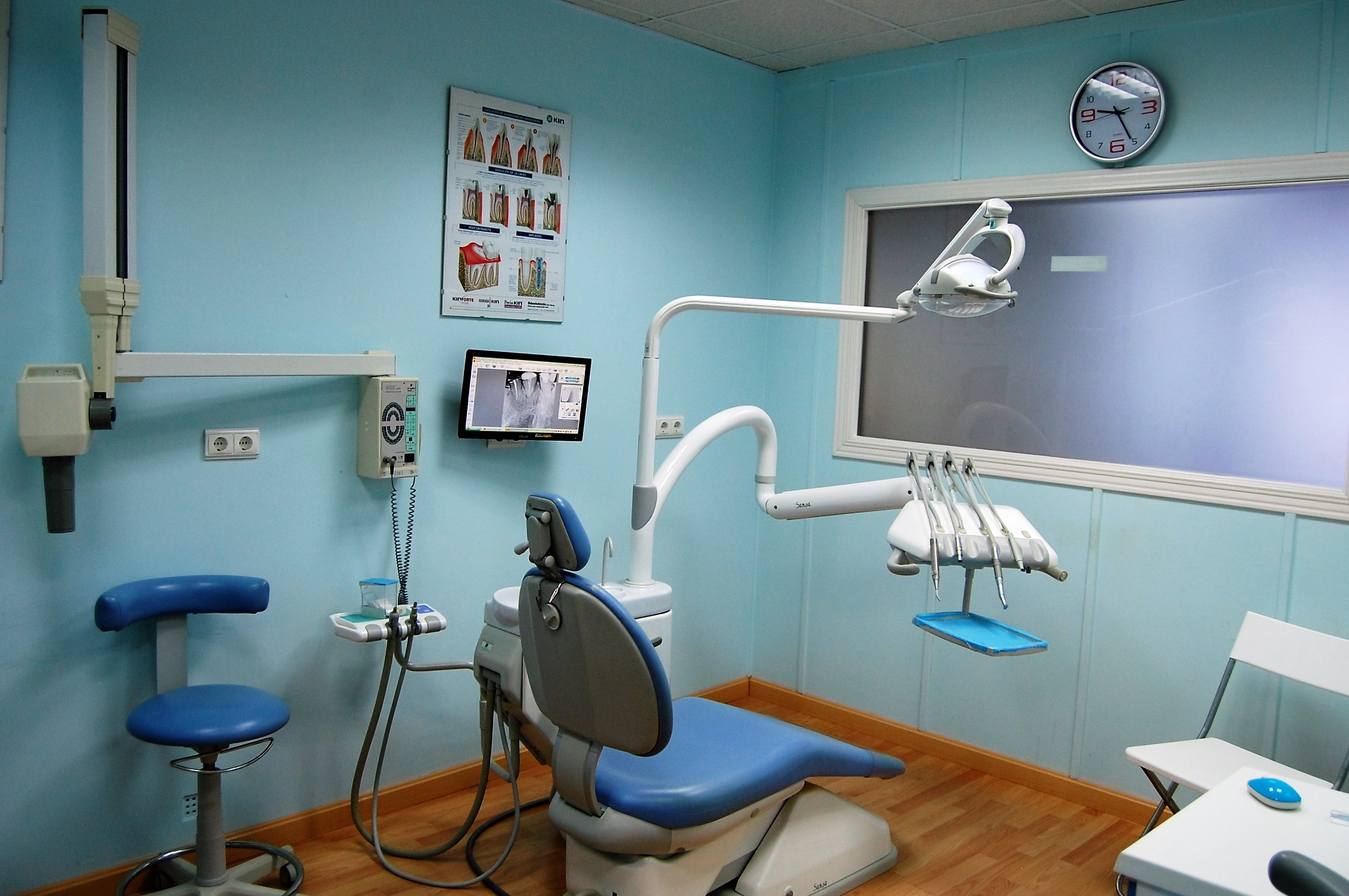 españa clínica dental en el casar de cáceres cebrián