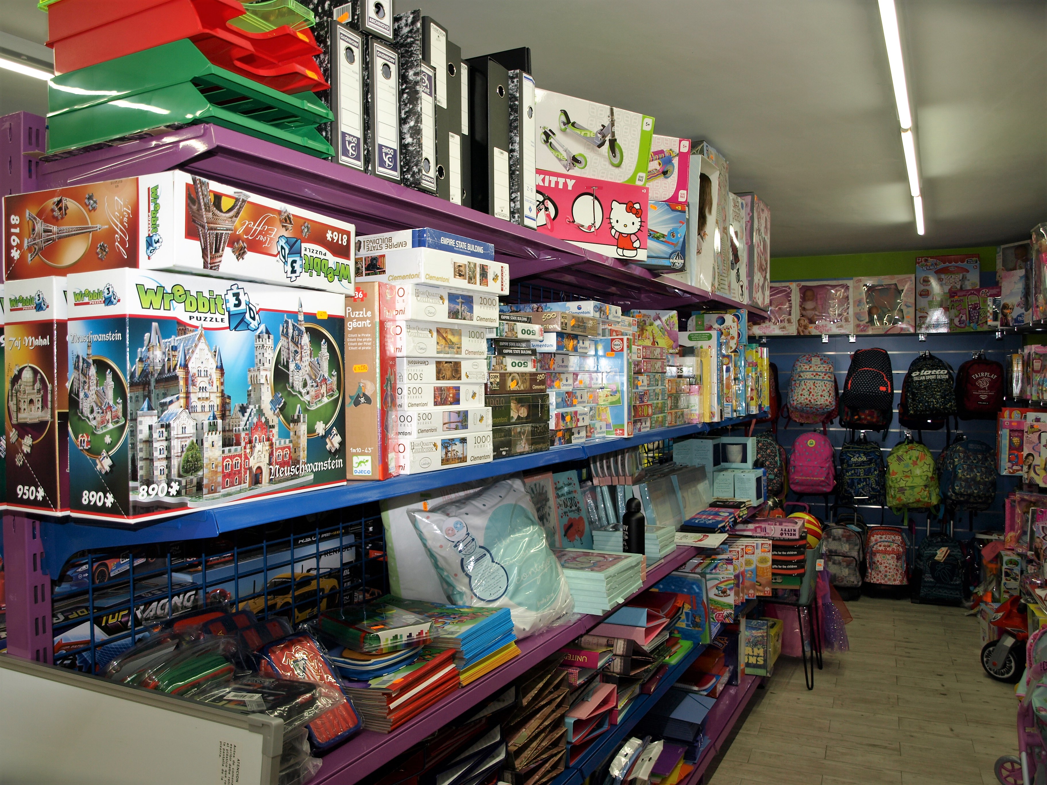 Papelería , Librería , Juguetería , Regalos y Bazar en Trujillo De Oca A Oca y Eurocientos