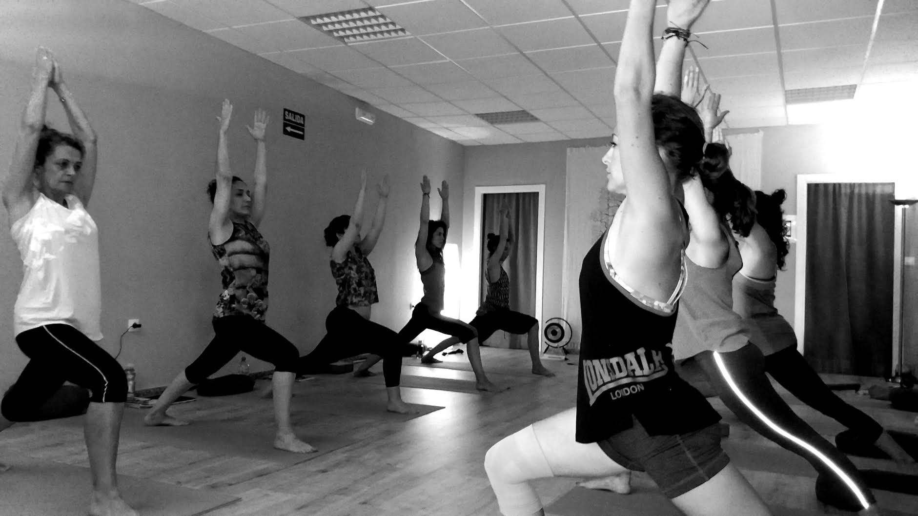 España Yoga en Cáceres orbita Profesores de yoga Órbita