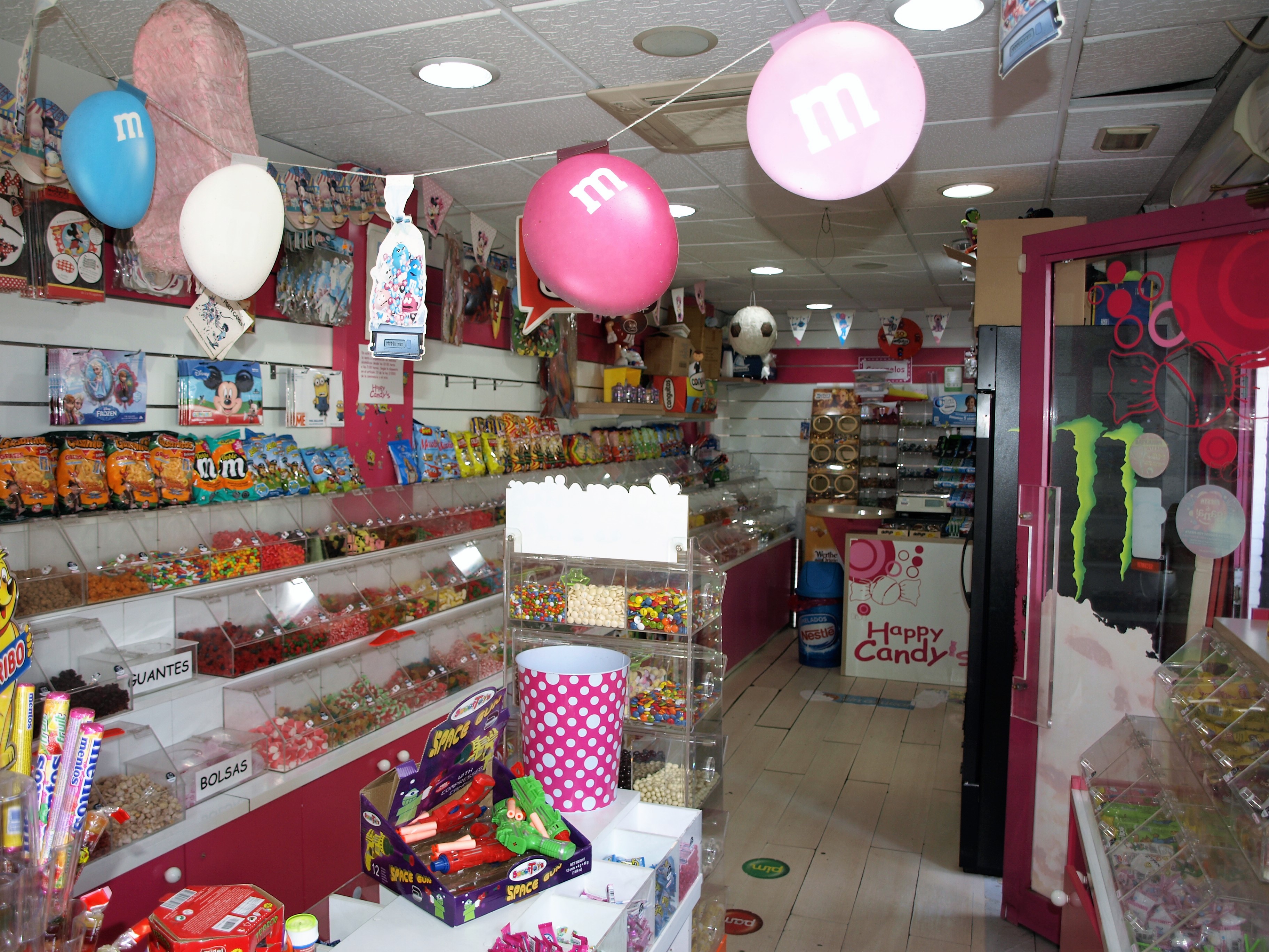 España - Tienda de golosinas en Trujillo Happy Candy's 