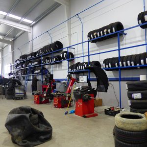 Taller de Neumáticos y neumáticos agrícolas en Don Benito Juan Carlos