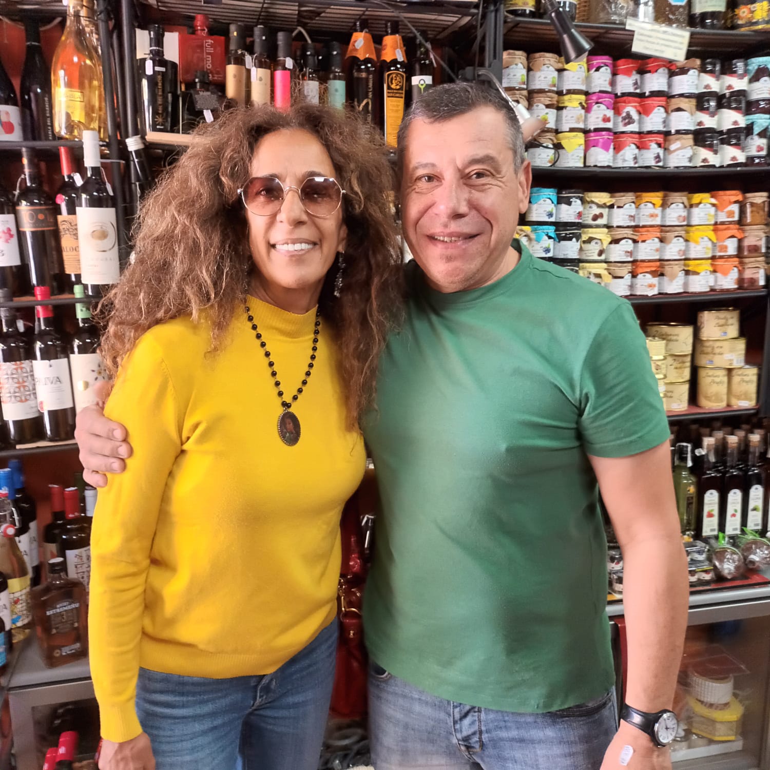 Cantante Rosario en La Artesa Gourmet con Antonio En la Vera
