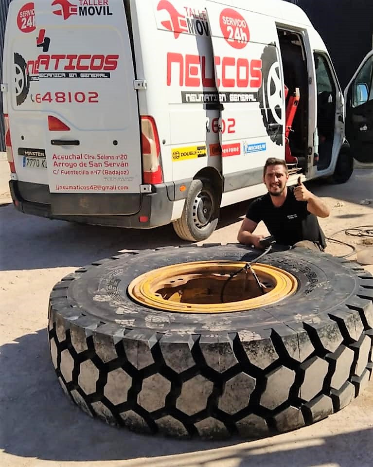 Vulcanizado de Neumáticos en Extremadura J.A.Acedo Asistencia 24H