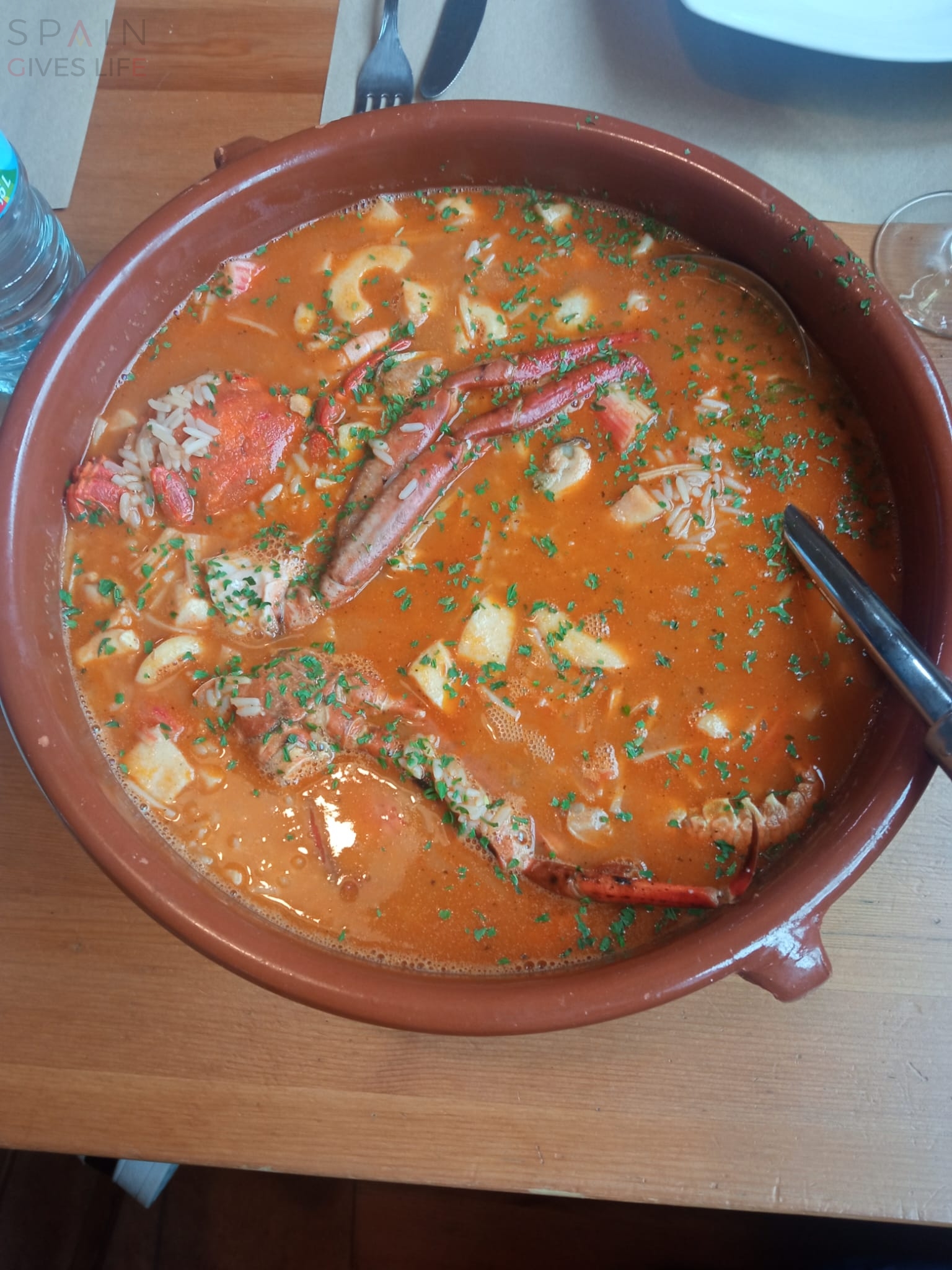 Donde comer en Pueblo Nuevo del Guadiana Complejo Restaurante Amaral Comida a domicilio Pollos asado